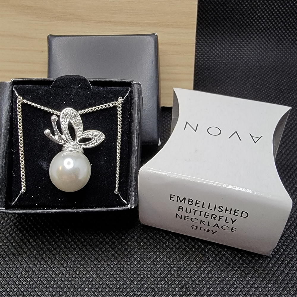 Avon Embellished Butterfly Necklace Silver Tone With Faux Pearl and Diamond